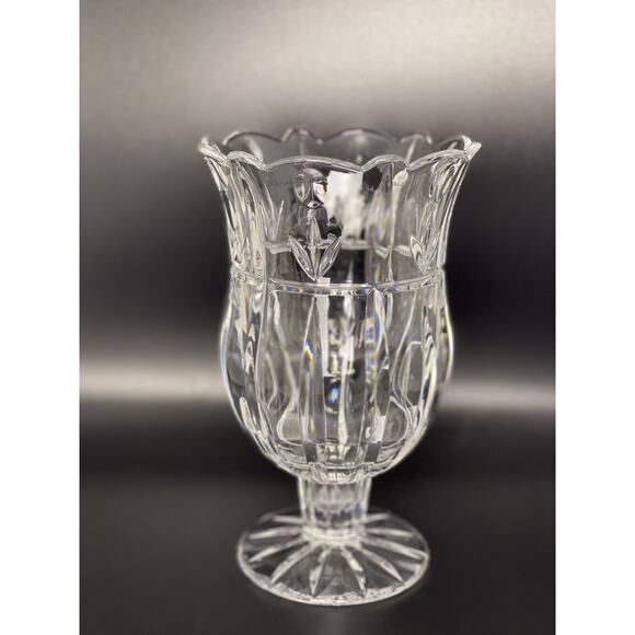 Heavy Clear Deep Cut Glass Pedestal Vase Thumbprint wheat ribbed 7 1/2"x 4 1/2" - Picture 5 of 8